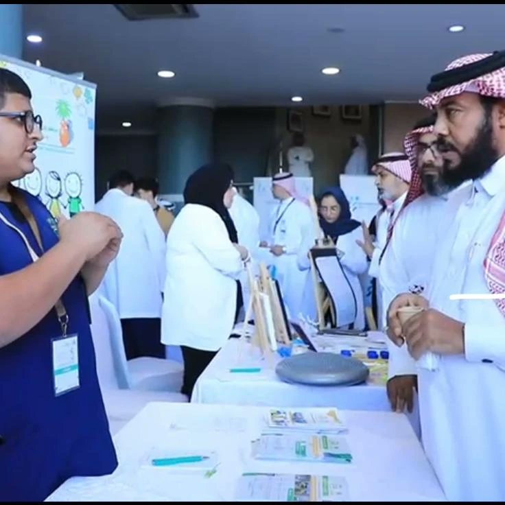 boyscenter1's tweet image. مشاركتنا اليوم في يوم #اليوم_العالمي_للاشخاص_ذوي_الإعاقة  بالتأهيل الشامل بمحافظة جدة، 
وتم التعريف بخدمات المركز وانجازاتنا وخططنا للسنوات القادمة بإذن الله
#مركز_فتيان_للرعاية_النهارية