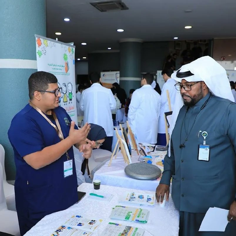 boyscenter1's tweet image. مشاركتنا اليوم في يوم #اليوم_العالمي_للاشخاص_ذوي_الإعاقة  بالتأهيل الشامل بمحافظة جدة، 
وتم التعريف بخدمات المركز وانجازاتنا وخططنا للسنوات القادمة بإذن الله
#مركز_فتيان_للرعاية_النهارية