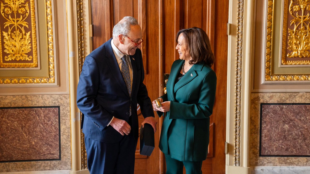 I’m so proud to present a golden gavel to @VP Kamala Harris after she cast her 32nd tie-breaking vote in the Senate. THE MOST CAST BY ANY VICE PRESIDENT IN HISTORY!