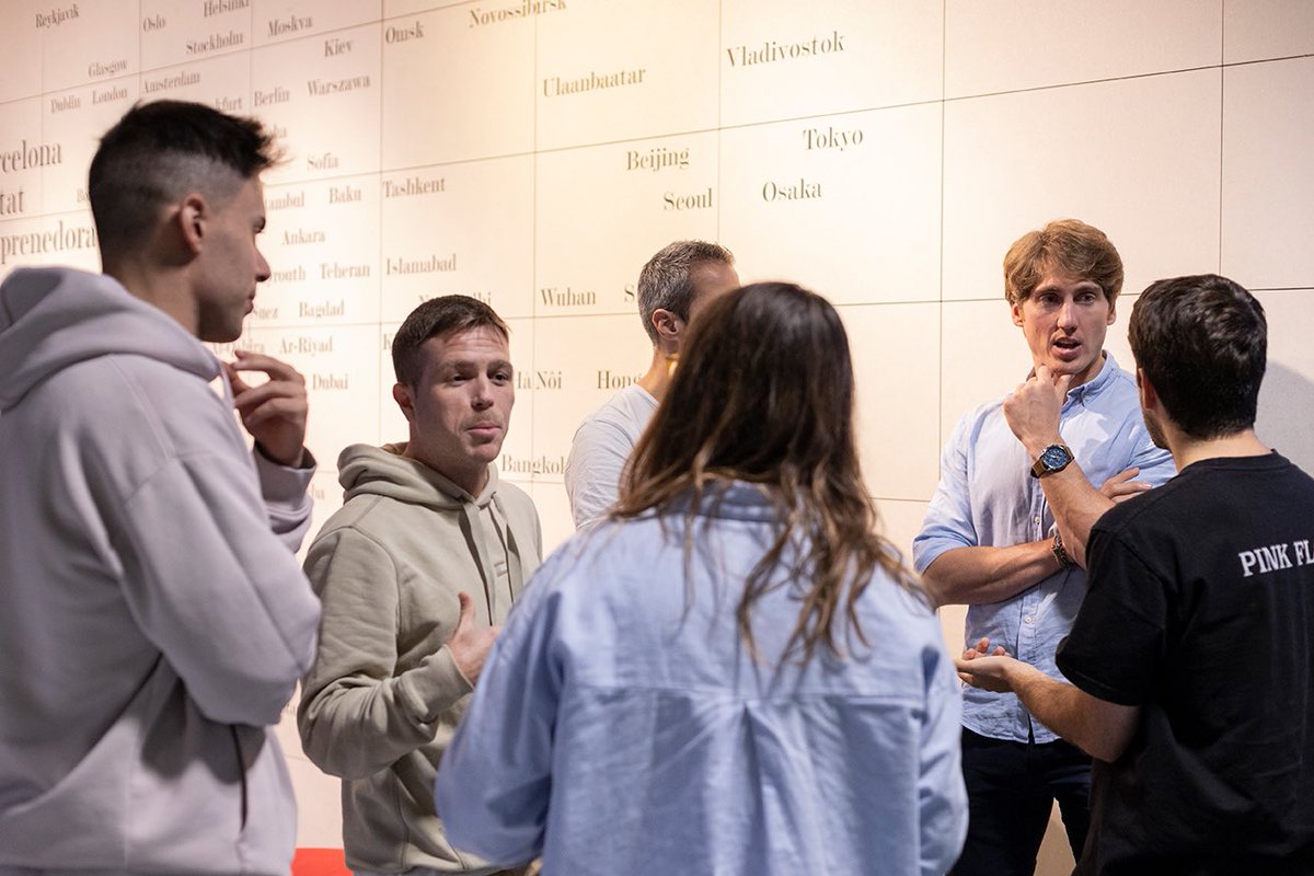 PerfilTancat1's tweet photo. ⚡️ Tens una #startup #sportstech? Suma't al programa B-STEP 2024! 🚀

🤝 Amb @barcelonaactiva, @bcnsporthub, @indescat, @aticcolab i @decathlones:

1️⃣ 6 mesos d’incubació i acceleració
2️⃣ Networking amb líders del sector
3️⃣ Formació i recursos essencials
4️⃣ Augmenta la teva visibilitat
5️⃣ Guanya un premi de 10.000€!

🔥 Busquem projectes en #AR, fitness digital, gestió esportiva i més.

📅 Inscripcions i info! 👉 https://t.co/6Q68FMdz0y