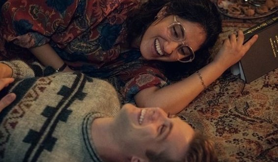 Eli_books_king's tweet photo. El remake de la adapatción de ONE DAY llega el 8 de febrero del 2024 en formato serie a través de Netflix.
Esta versión busca ser más fiel al libro.
Otra vez volveremos a sufrir con Emma y Dexter!!
Leí el libro y "Te amo Dexter... y mucho. Es sólo que ya no me agradas" https://t.co/TDeK5zZ4cP