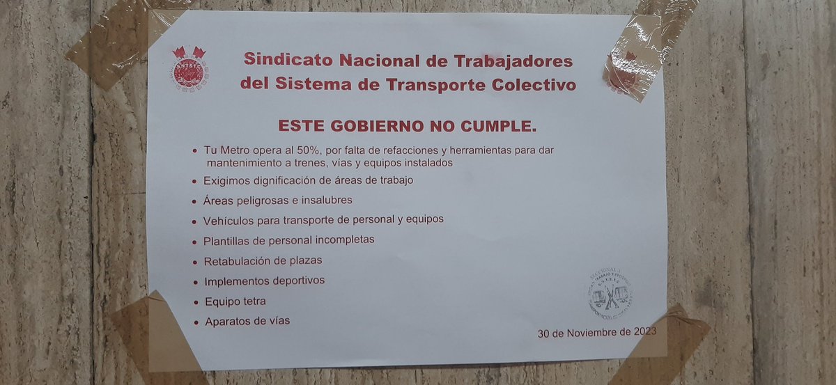 ana_alo's tweet photo. @MetroCDMX y donde queda todo el dinero de las entradas de los usuarios y los impuestos, las escaleras no sirven no importa la línea ni la estación de verdad cada día es peor utilizar este transporte @AztecaNoticias @LosRuizLara ellos piden el sindicato del metro y los usuarios? https://t.co/VFTCsU7FmI