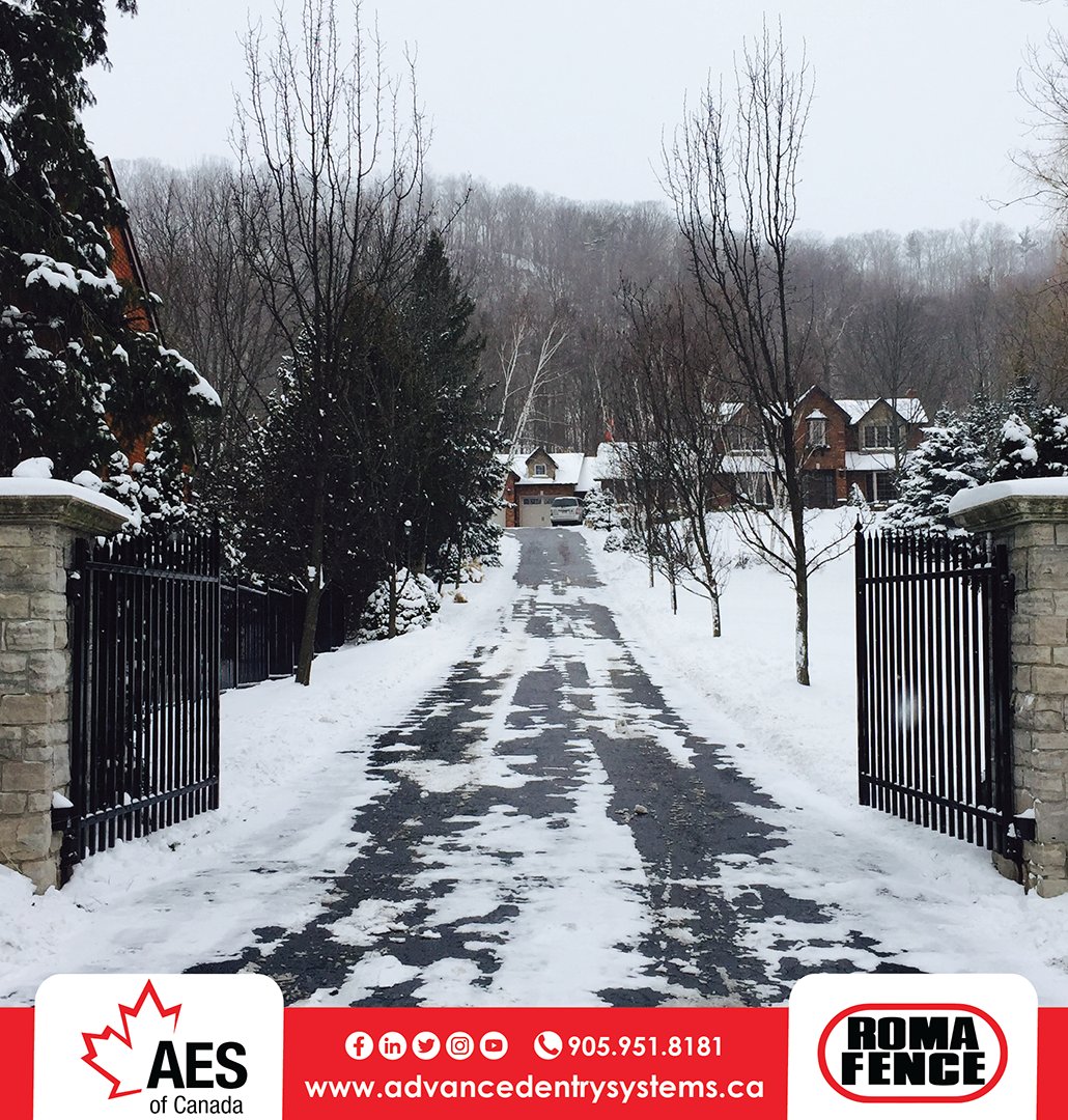 RomaFence's tweet image. Swing into the Holiday Season with our automation division! ❄️ #AES #advancedentrysystems #gates