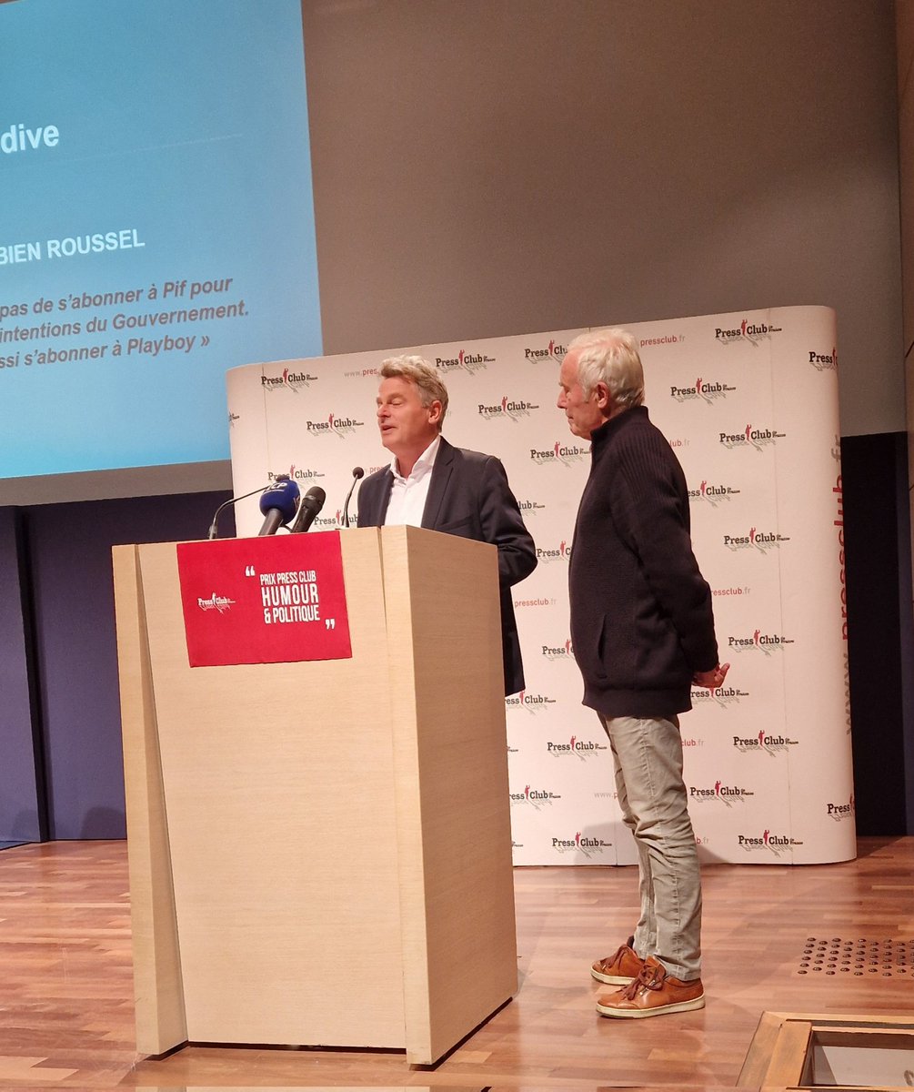 Fabien_Roussel's tweet photo. Merci pour le Prix de la récidive 2023 après le Prix de l’humour politique 2022 !
#PresseClubHumourPolitique https://t.co/DCfyPvx4BO