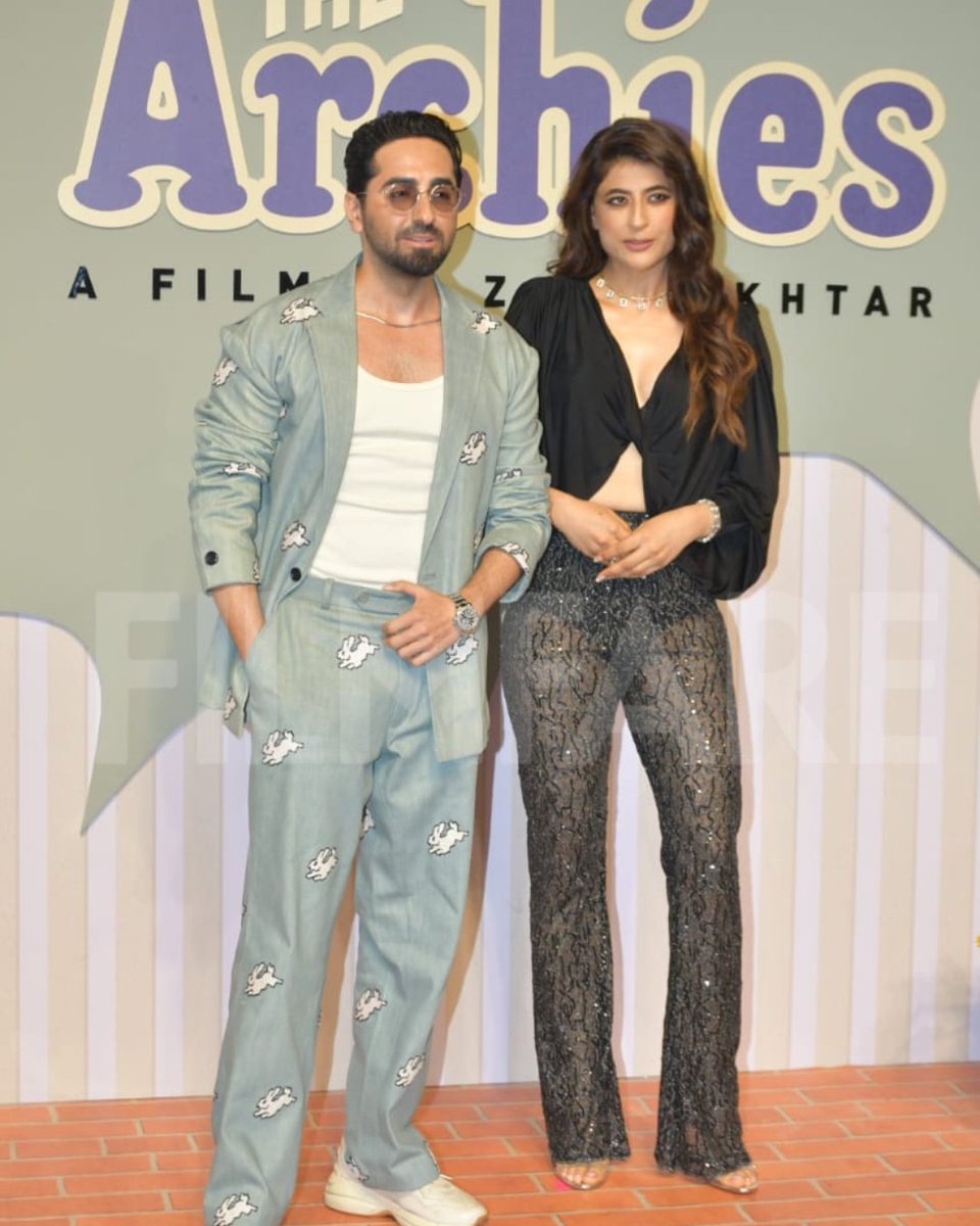 #AyushmannKhurrana and his wife #TahiraKashyap were photographed at the screening of #TheArchies. 💚
