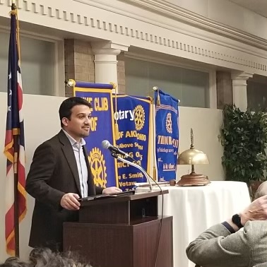 shammasmalik's tweet photo. Had a great time speaking at the Akron Rotary Club lunch this past week, and saw a lot of familiar faces. Thank you to Akron Rotary for having me and for the amazing work of this organization.
#AkronOhio #TogetherForAkron https://t.co/O6HCYsdun4