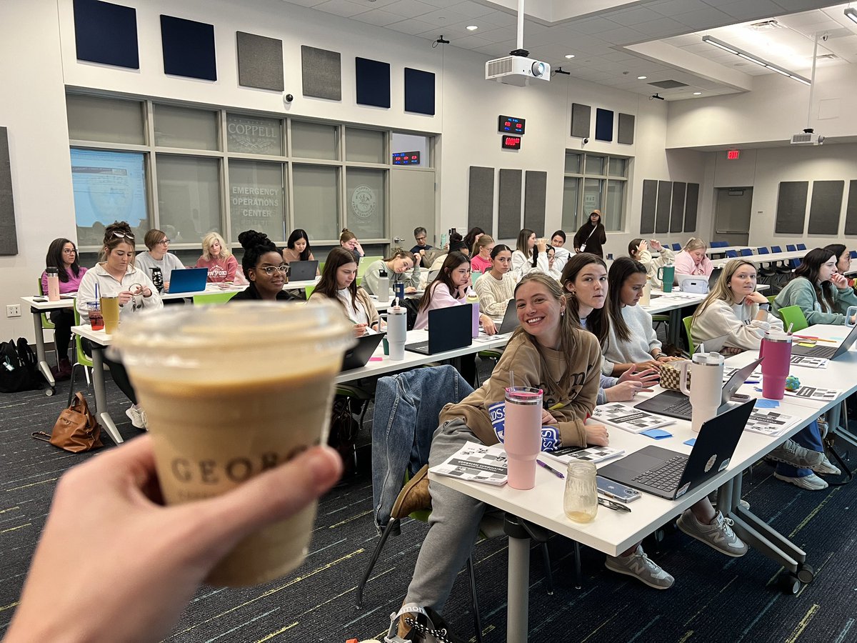 Spending the day with the best educators out there for day 5 of @coppellisd reading academies! Shout-out to <a href="/MsNoskin/">Ms Noskin</a> for the afternoon pick me up ☕️
