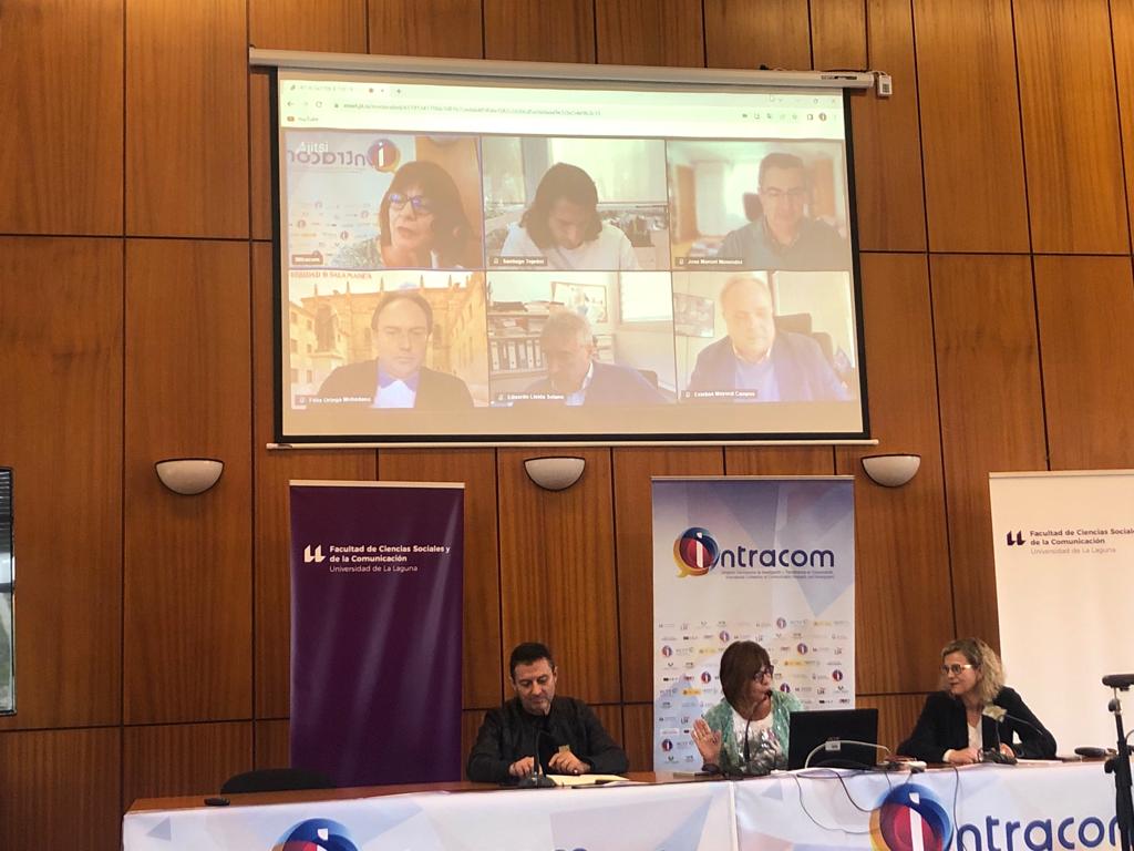 Mar G. Gordillo (@marggordillo) on Twitter photo <a href="/rtve/">RTVE</a> ha presentado hoy su estrategia de colaboración con las universidades públicas en <a href="/RedIntracom/">Portal Intracom</a> <a href="/Intracom2023/">INTRACOM 2024 - Congreso Internacional</a>
Un magnífico ejemplo de transferencia y colaboración universidad pública y empresa
<a href="/unisevilla/">Universidad de Sevilla</a> <a href="/FCom_US/">Facultad de Comunicación, Universidad de Sevilla</a> <a href="/catedrartveus/">Cátedra RTVE-US sobre Contenidos Culturales</a> <a href="/rtve/">RTVE</a> ha presentado hoy su estrategia de colaboración con las universidades públicas en <a href="/RedIntracom/">Portal Intracom</a> <a href="/Intracom2023/">INTRACOM 2024 - Congreso Internacional</a>
Un magnífico ejemplo de transferencia y colaboración universidad pública y empresa
<a href="/unisevilla/">Universidad de Sevilla</a> <a href="/FCom_US/">Facultad de Comunicación, Universidad de Sevilla</a> <a href="/catedrartveus/">Cátedra RTVE-US sobre Contenidos Culturales</a>