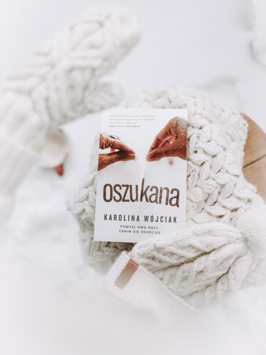 #readlist2023pl 

Jakie to było piekielnie dobre!
Jakie zaskakujące, balansujące na granicy kilku gatunków. Co za suspens! 
Jeśli szukacie naprawdę dobrego thrillera psychologicznego z motywem książki… w książce - czytajcie!

#książka #czytam #książkara