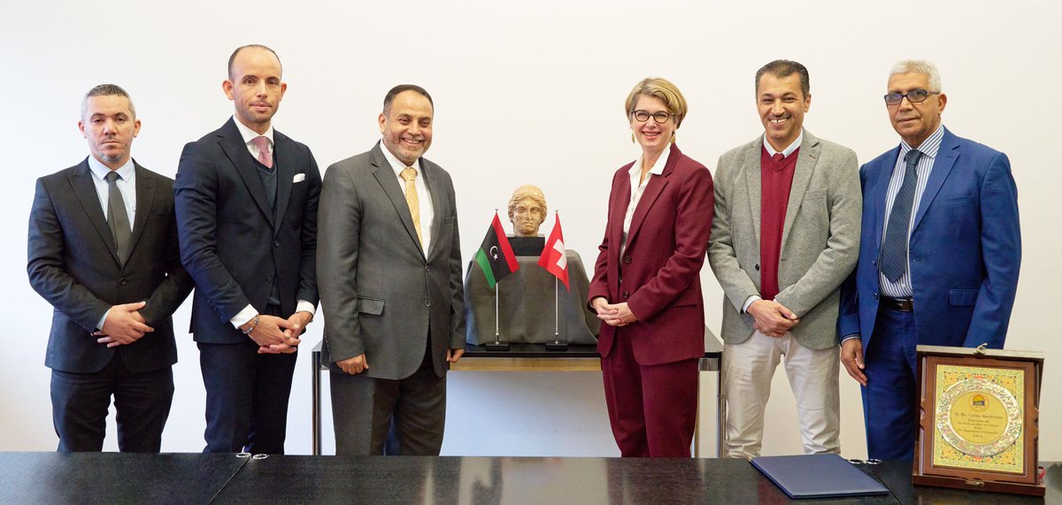 ⭕️ 🇨🇭 🇱🇾 سويسرا تعيد قطعة أثرية منهوبة إلى ليبيا
🇨🇭 🇱🇾 Switzerland returns looted antiquity to Libya.
ow.ly/wB0B50QfGcn