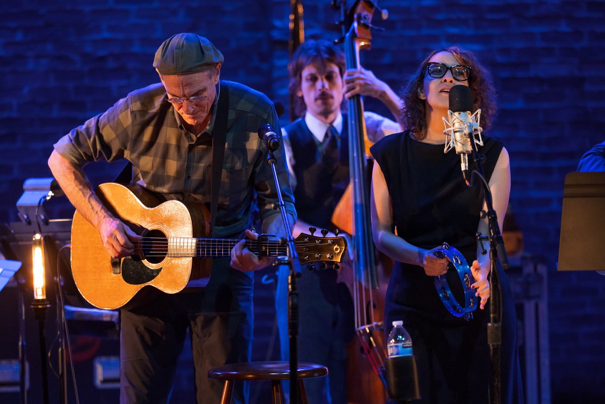 Another remarkable installment of The @energycurfew Music Hour at @audibletheater’s Minetta Lane is in the books! Thank you to everyone who joined us, and a very special thanks to our guests @JamesTaylor_com and Gaby Moreno.