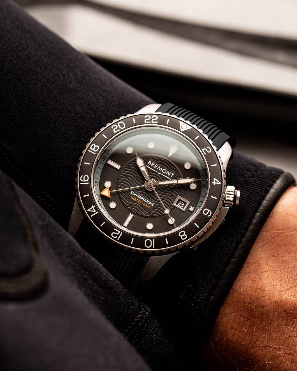 Bremont's tweet image. One for the thrill-seekers: The Limited Edition Waterman Apex II is a watch that has been pushed to its limits by none other than the fearless waterman, Laird Hamilton. 

Make it yours: bremont.com/x/w-apexii-bkr…

#Bremont #Watches #toolwatch #divewatch #TakeitFurther