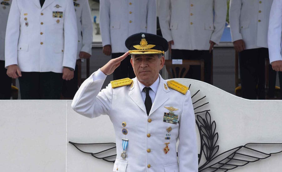 FuerzaAerea_Arg's tweet photo. EGRESO DE LA PROMOCIÓN LX DE LA ESCUELA DE SUBOFICIALES DE LA FUERZA AÉREA EZEIZA

#ESFAE #OrgulloDePertenecer #FuerzaAéreaArgentina🇦🇷✈️ #UnaFuerzaQueNoSeDetiene #CustodiandoNuestrosCielos

Seguir leyendo⬇️⬇️⬇️
https://t.co/wgndHsqvOA https://t.co/EHLDHUj15Y