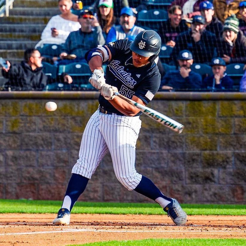 .@Tonytinez77 𝘿𝙊𝙈𝙄𝙉𝘼𝙏𝙀𝘿 his way to freshman All-America honors in 2023, slashing .389/.466/.611 with 11 HR and 60 RBIs 🇺🇸 The craziest stat of all: The @ucibsb 1B had more extra-base hits (30) than strikeouts (27) 🤯 @KinaTraxInc Fall Report 👉 d1ba.se/3t56vcs