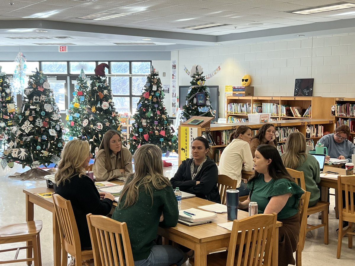 NastasiNews's tweet photo. Today I was privileged to lead K-2 teachers from our CHS zone in discussions,  best practices, and calibrating some alignment of our ELA instruction. We had a full day of great discourse and collaborative work on how to support our scholars in our zone to be future graduate ready! #GrowingGreatness @MRegan0123 @Beth_Coryell @JanetMarotte777 @mgrant_2000