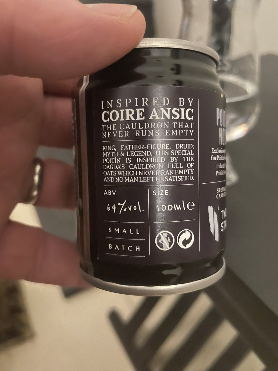 Finished my advent calender for the day, but had a taste for something a little more, 

This one definitely hits that spot. 

<a href="/PoitinNow/">Poitín Now</a> <a href="/KillowenWhiskey/">Killowen Distillery</a>  with a Dagda’sOats

Such a wee gem, 100ml of poitin in a can, (by the guys at <a href="/TwoStacksWhisky/">Two Stacks Whiskey</a> ) 

Your all legends