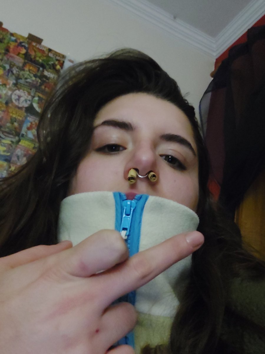 Ms. Negative Nose (@wartasofia) on Twitter photo 
