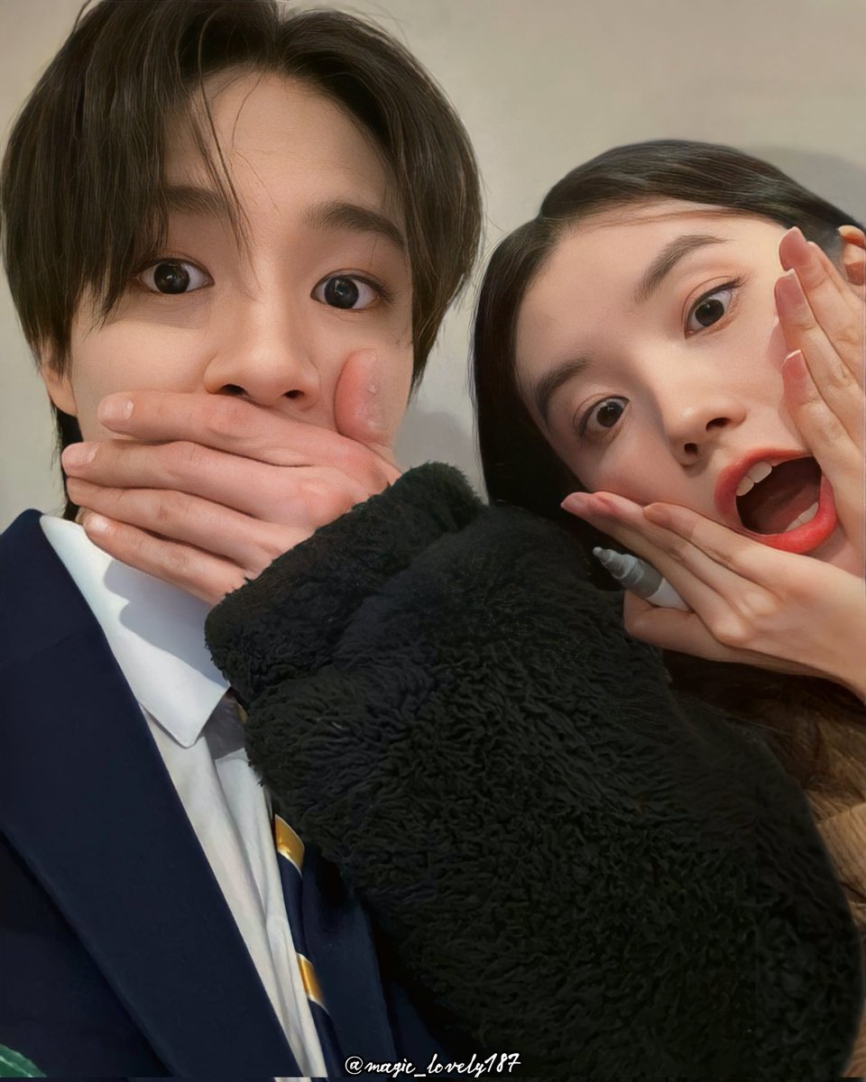 magic_lovely187's tweet photo. #wangju #jenyeon apaa?!😱 https://t.co/RxEXquk0Sr
