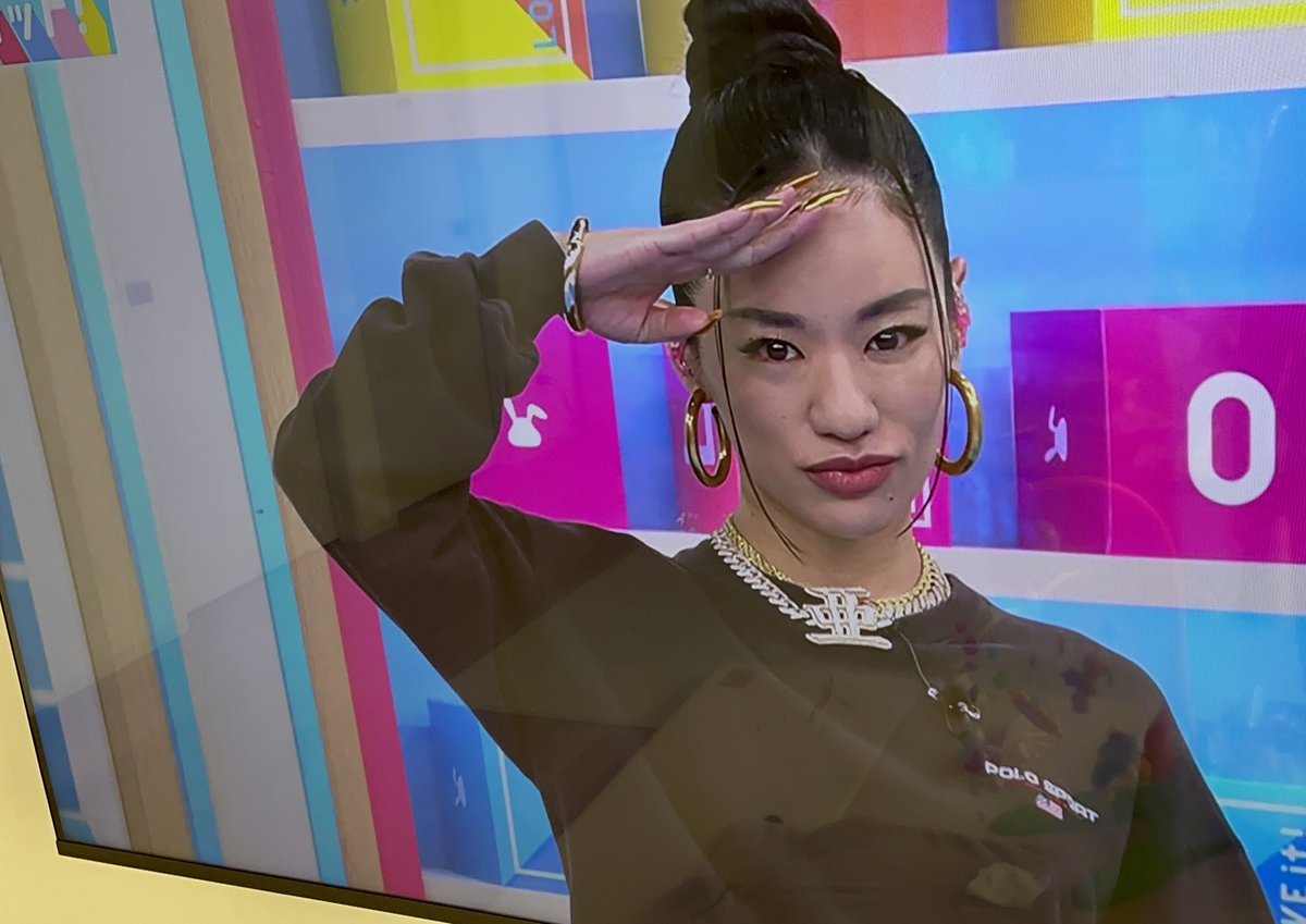 かくれんぼ最高でしたっ🫡💖
Awichが歌う瞬間に息子が起きて抱っこしながら一緒に観てた💕にっこにこで聴いててくれて流石息子🤝🏽って感じ🎧🩶🤍
#awich
#ラヴィット