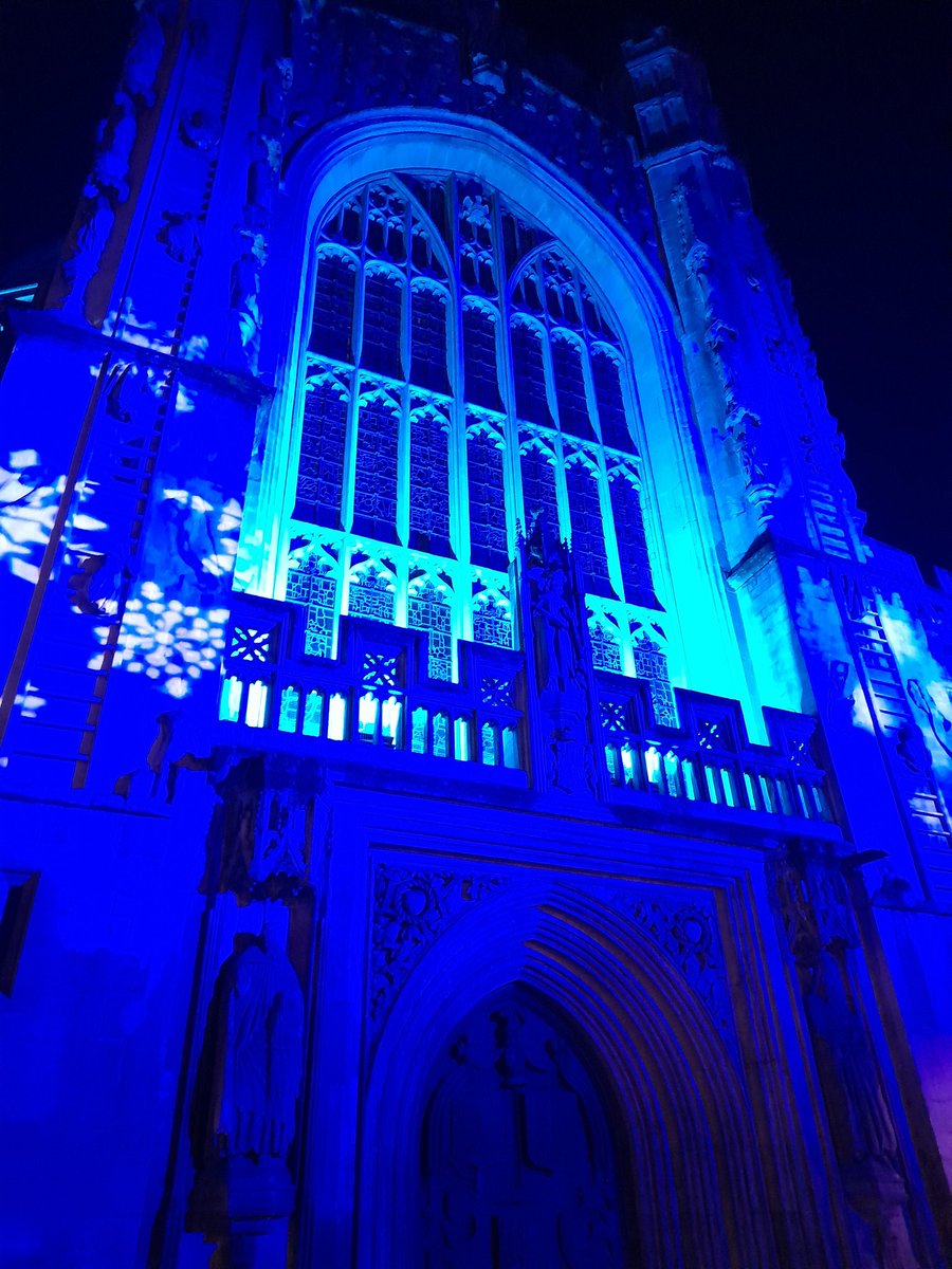 Abbaye de Bath éclairée le soir #schooltrip