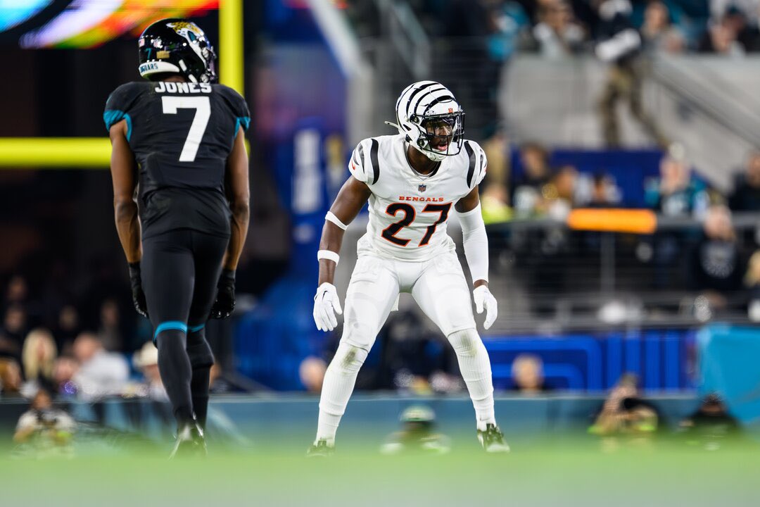 JordanMBattle's tweet photo. Great Team win!!!🙏🏾 #WhoDey https://t.co/SVf5d9CxJi