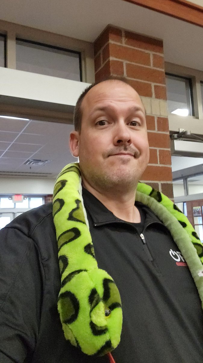 Daniel Tennessen tweet media