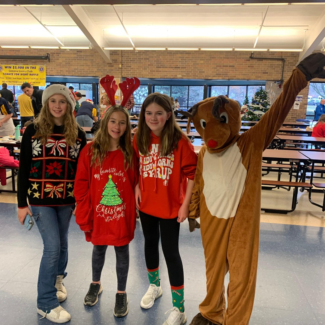 Our GMSN Leo's Club helped out at the Lion's Club Pancake Breakfast this past weekend! They volunteered to help bring cheer and make the event fun. #BelieveInGeneva304 #Geneva304 🎅🥞