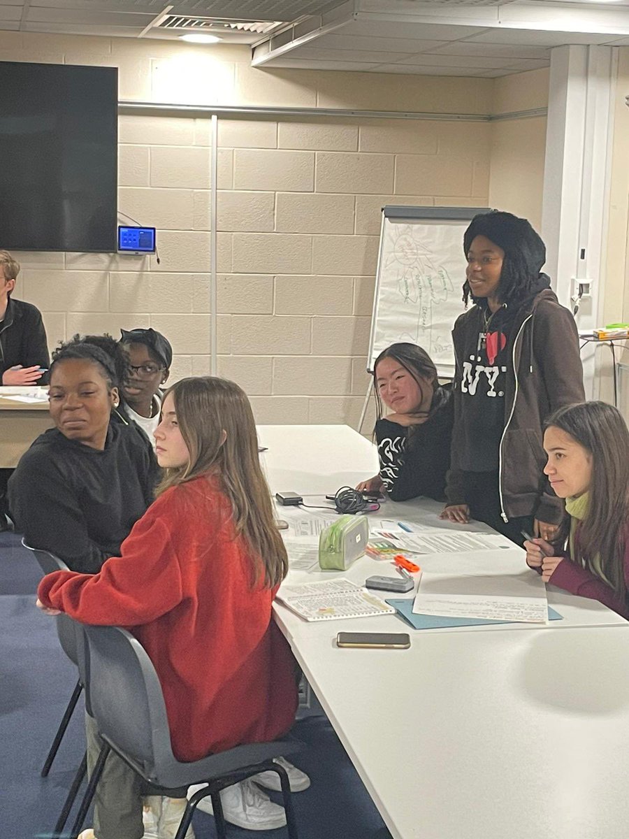 Croydon_Y_A's tweet photo. On Saturday we had the opportunity to attend the Kew Gardens Model COP28 event where we proudly represented Kenya and Egypt, which was an enriching experience. Engaging in debates and discussions about global environmental and social issues was very engaging. https://t.co/O9zfQxHkuI