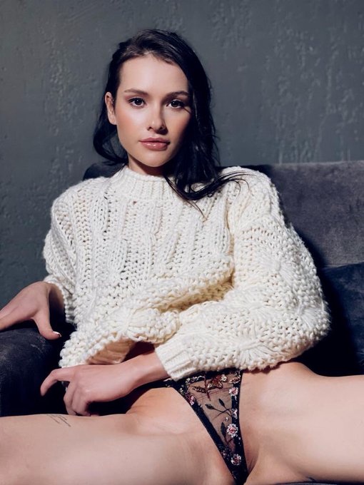 Today for @eroutique 💗  That was such a wonderful experience🔥 @brillbabesxxx 💗 https://t.co/H3ajT4Rm<a class="tags" href="/tag/eroutique">@eroutique</a>