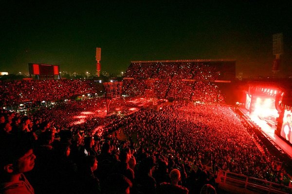 LouisWT91World's tweet photo. 📣| Officially, Argentina’s Velez Sarsfield Stadium becomes the largest stadium on Faith In The Future’s entire world tour, with a capacity of 60,000!

[One of Louis’ most important shows of his career] https://t.co/Wyyjs58gnM