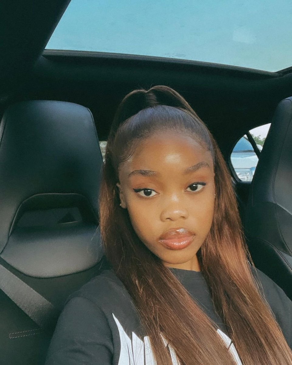 serving_hot's tweet photo. Yanda Woods https://t.co/0rY3oIndO5