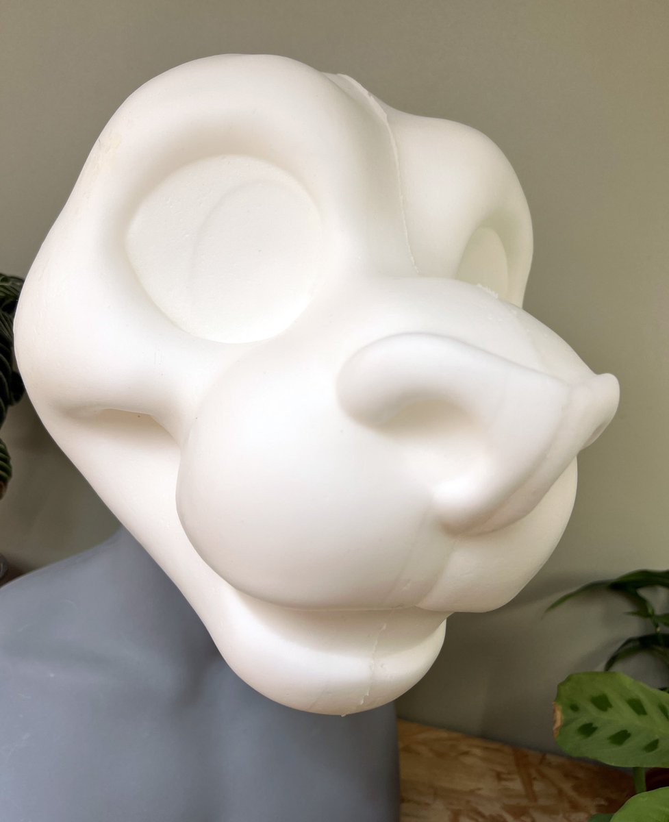 FarukuCostumes's tweet image. Some useful places you can find me! 

Main store- biglionsden.shop
Etsy- etsy.com/shop/biglionsd…
Website- farukucostumes.co.uk
Art account @BigRoundLion