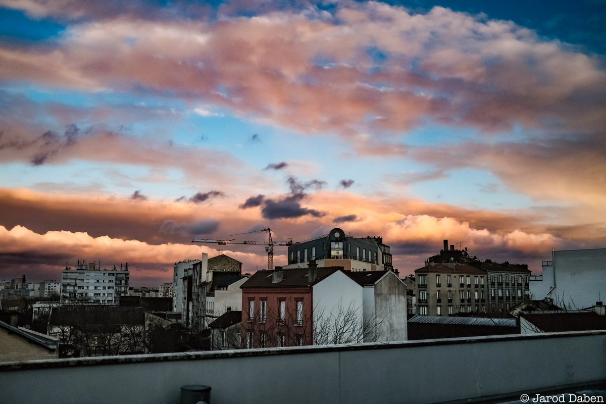 50 nuances de ciel !

#photography #photooftheday #photo #photographer #photographe #photographie #photoreporter #streetphotography #streetphotographer #streetartist #streetartphotography #urbanstreetphotogallery #fujifilm_street #fujix100v #ciel #couleur #sosaintouen #saintouen