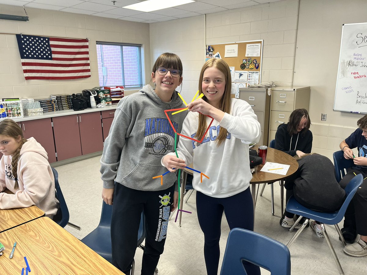📐Geometry students🧐learned about🔺triangle inequalities☀️today‼️ 👩🏻Savannah and👩🏻‍🦰Shiloh decided to go beyond the🧮math‼️

#WeAreFreeman🐦