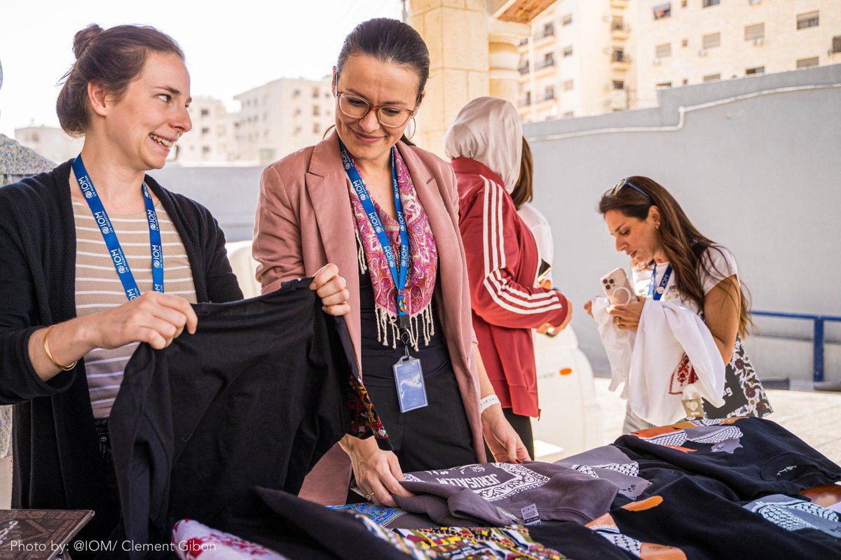 Inspired and amazed by the @iom_jordan team, who collectively raised more than 6000 USD to support the #Gaza emergency response. 

They organized a Bazaar and a direct donation campaign, then successfully delivered 185 food parcels to people in #Gaza.