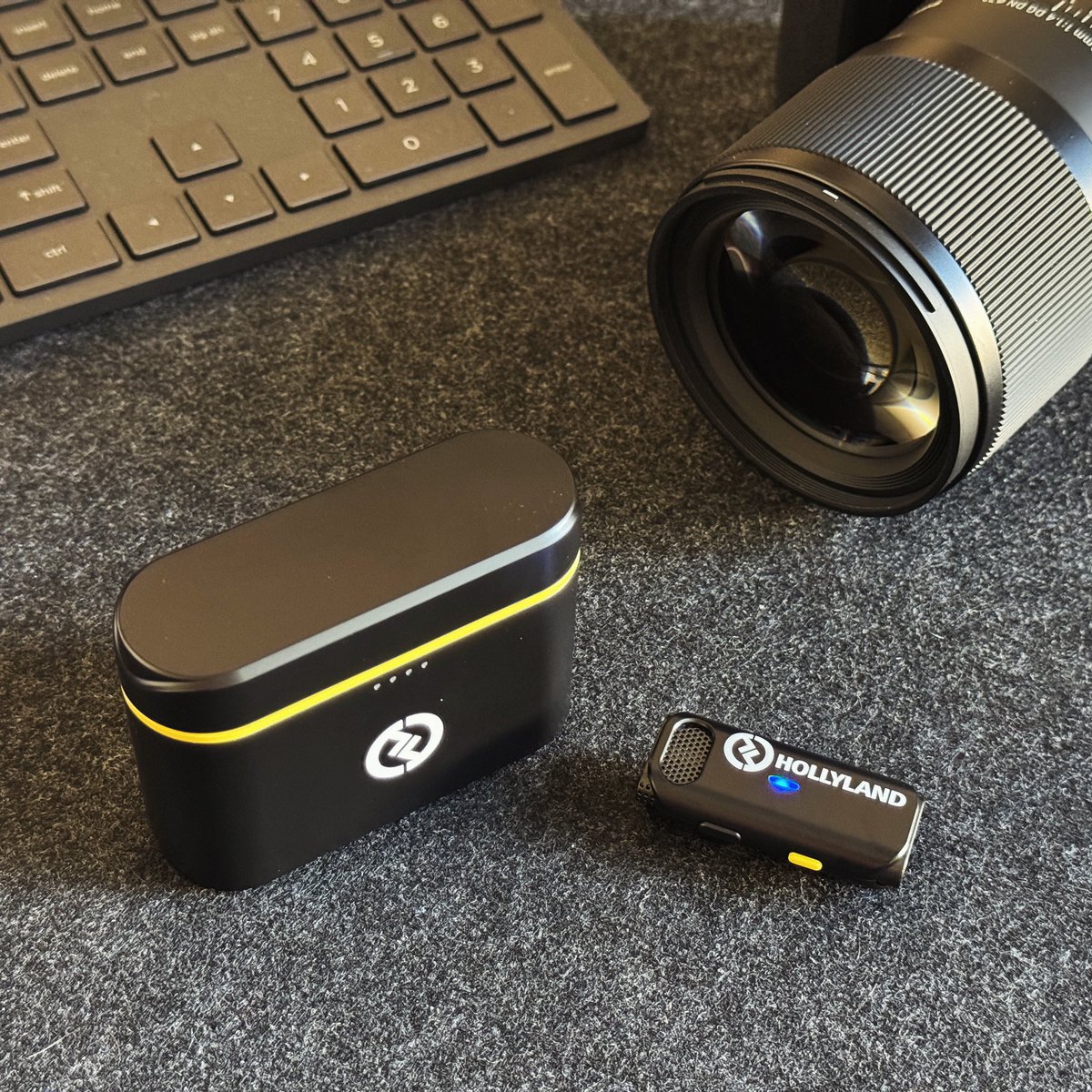 Haven’t done a Mod-Stream in a bit but gonna give this @hollylandtech mic a try for some cine lens unboxing content over the holidays. I’ve been adding some really cool lenses to my collection and have a ton of unique product passing through the store. Lens ASMR content anyone?