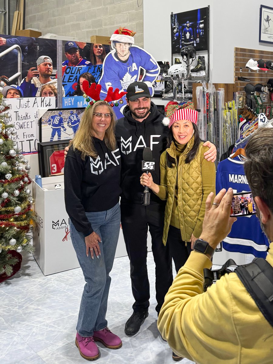 MarnerAssist's tweet photo. We went live at @CertifiedSport1  this morning with @CP24Breakfast  and the amazing @JeeYunTV to raise awareness for our third annual Give a Gift holiday campaign. Thanks to your generosity, we have already made a $25,000 donation to @SecondHarvestCA ! https://t.co/VmBAHC9vkm