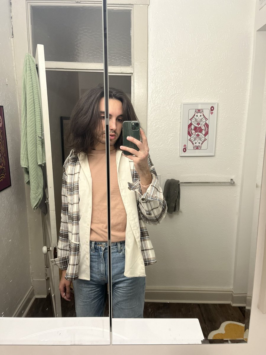 fruitybisexual's tweet photo. finally happy with my hair https://t.co/9BbxkkXZVv