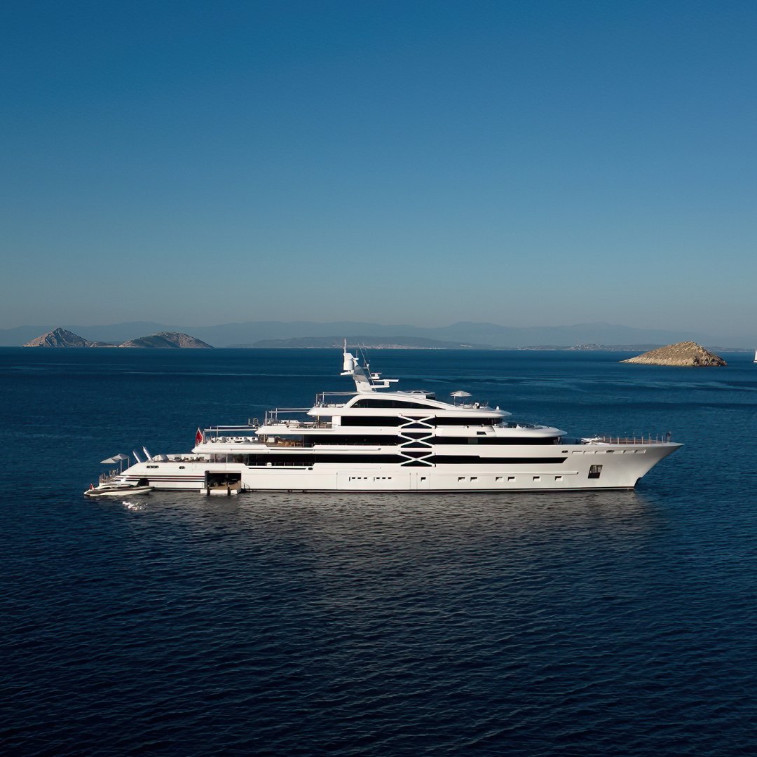 Join us at the Antigua Charter Yacht Show from December 4th to 9th, 2023! Discover the opulence of Axioma (72m), the grace of Twizzle (57.5m), and the intrigue of Project X (88m). #AntiguaYachtShow #LuxuryYachts  camperandnicholsons.com/magazine/antig…