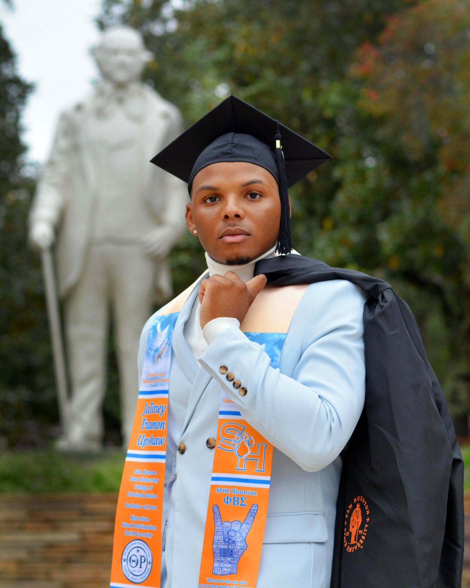 jtreloaded's tweet photo. “Education is our passport to the future, for tomorrow belongs to the people who prepare for it today.”
- Malcolm X  

December 9th, 2023 at 9:30am
Bachelor of Arts in Criminal Justice 
 #finiSHed 🐾🧡 https://t.co/mtt0pBGk2N