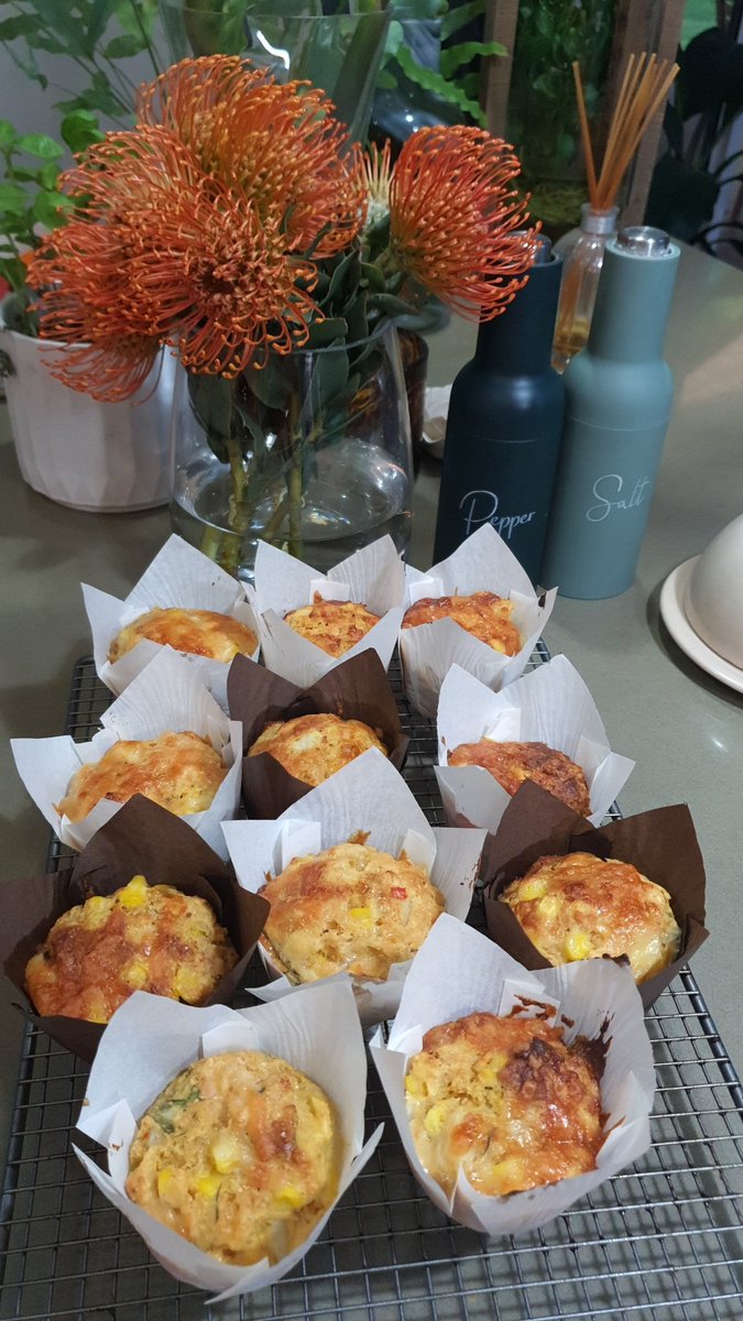 Smoked Salmon muffins with cream cheese butter delivered right on time for breakfast.
<a href="/ViterraAus/">Viterra Australia</a> #harvest23