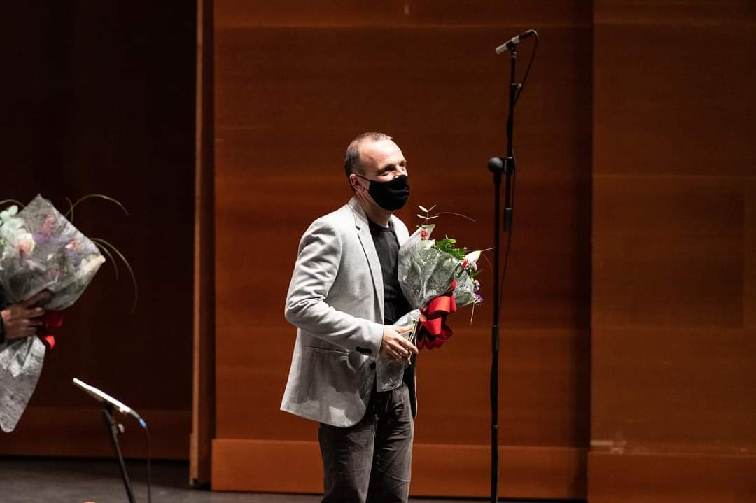 landarbaso's tweet photo. (EUS) Gaur orain 3 urte “HESIA URRATURIK” estreinatu genuen @KursaalDonostia-n. Abenduaren 17an ganbera bertsioa eskainiko dugu Donibane Lohizunen eta 2024an data gehiago etorriko dira. Laister informazio gehiago 💛
#hesiaurraturik #xabierleteinmemoriam #xabierlete #oratorio https://t.co/TNf4FOqwUO