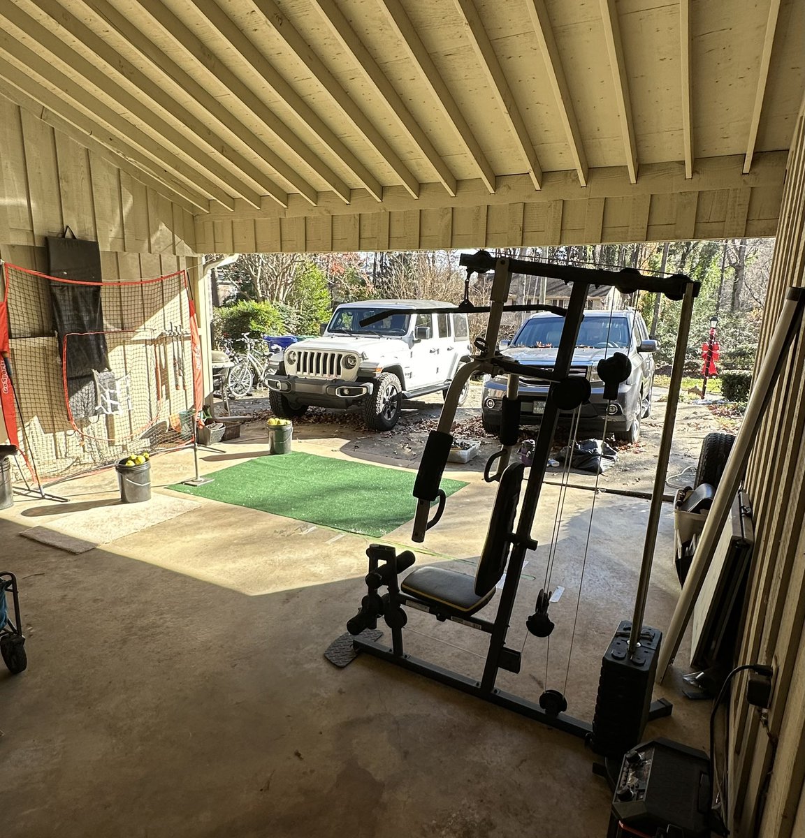 Mike I. (@mikeiconis) on Twitter photo Iconis Lab is starting to take shape.
Sophie’s pitching, both girls are hitting, Izzy is doing her strength/agility training along with catching drills from <a href="/DTDSoftball/">Kirsten Cox</a> 🥎
We don’t NEED it, but I’d love to have three more sections of turf to tape together. 😉
What offseason? Iconis Lab is starting to take shape.
Sophie’s pitching, both girls are hitting, Izzy is doing her strength/agility training along with catching drills from <a href="/DTDSoftball/">Kirsten Cox</a> 🥎
We don’t NEED it, but I’d love to have three more sections of turf to tape together. 😉
What offseason?
