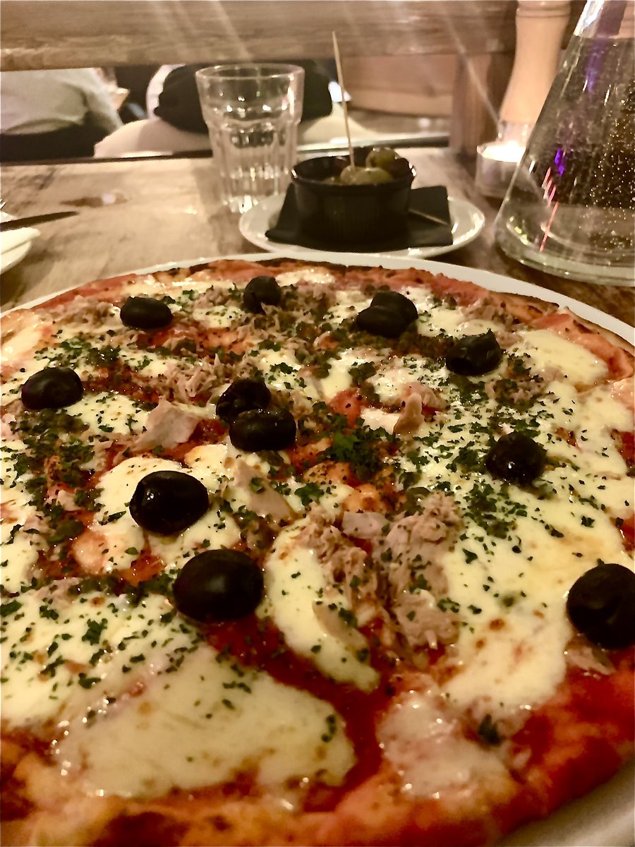 David Laud (@davidlaud) on Twitter photo Festive find - <a href="/GreenParkBraz/">Green Park Brasserie</a> <a href="/BathPizzaCo/">BathPizzaCo🍕🍻🥂</a> fabulous GF pizza 😋<a href="/WeLoveBath/">Love Bath</a> <a href="/bathlive/">Bath Live</a> #pizza Festive find - <a href="/GreenParkBraz/">Green Park Brasserie</a> <a href="/BathPizzaCo/">BathPizzaCo🍕🍻🥂</a> fabulous GF pizza 😋<a href="/WeLoveBath/">Love Bath</a> <a href="/bathlive/">Bath Live</a> #pizza