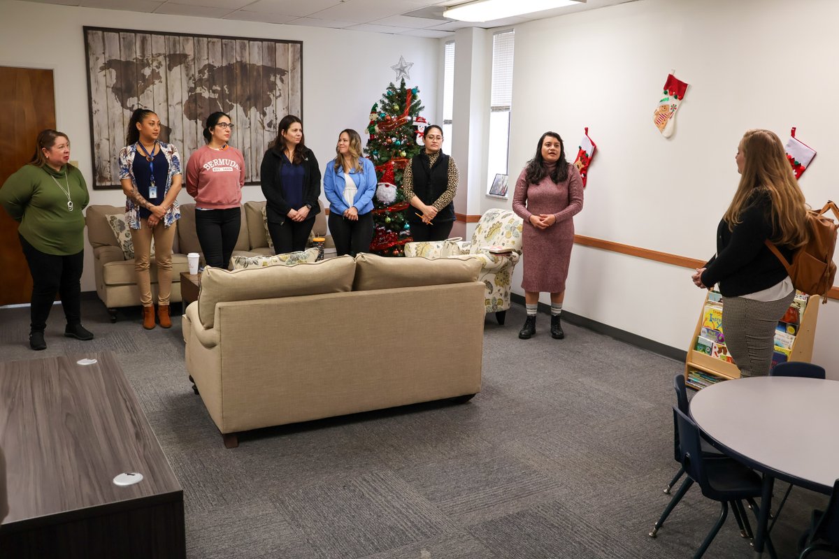 This morning, the AIU held its annual Legislative Breakfast. The summit of leaders from across Western Pennsylvania began at Mon Valley School with a tour of our innovative prevocational programs. It was followed by a visit to the McKeesport Family Center and key AIU services.