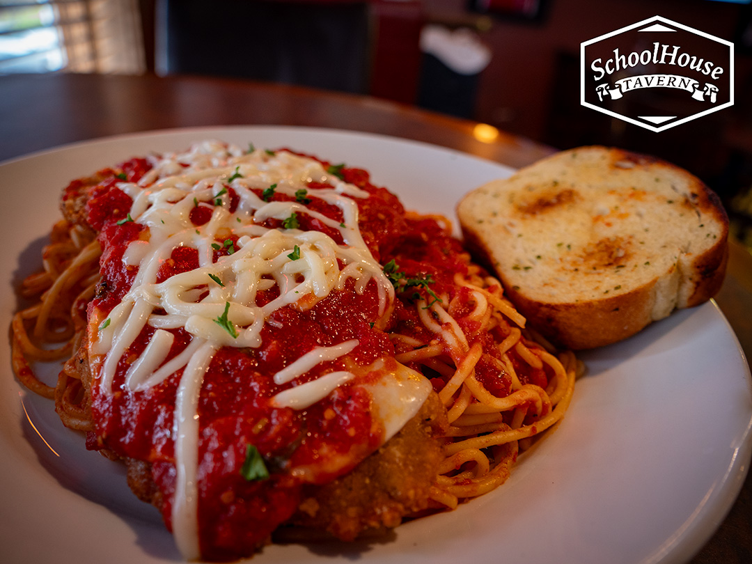 Stop in this Thursday to try our mouth watering #homemade Veal #Parmesan sand sink your teeth into a delicious hand breaded veal paired perfectly with our homemade sauce and pasta!

#penntownhsip #penntrafford #trafford #pitcairn #murrysville #greensburg #jeanette