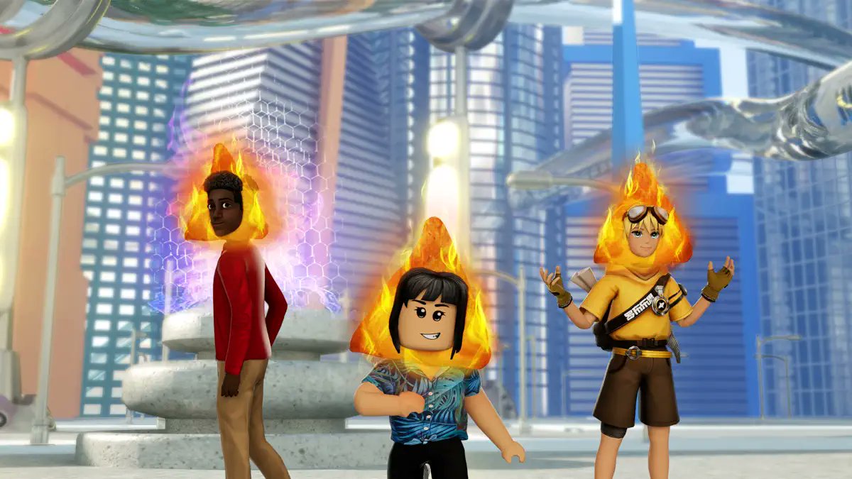 Turn up the heat!  Prime subscribers can claim the Flaming Hot Chip  head accessory for their #Roblox avatar now through January 2…