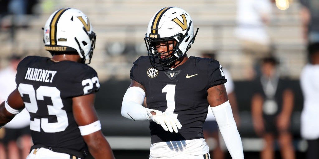 Charles Manga tweet media