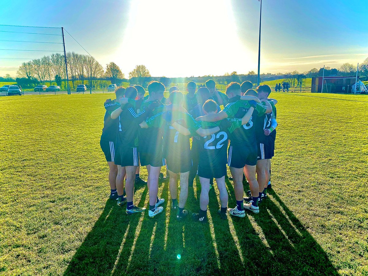 GaryMBrennan's tweet photo. Absolutely delighted for the squad and management.

Ulstwr Champions🏆🟢🔵

Very proud of them all.

What a performance from start to finsh!

Thank you to Agnews bus company for sponsoring the squads 1/4 zip tops. https://t.co/Mpa4vRlfjR