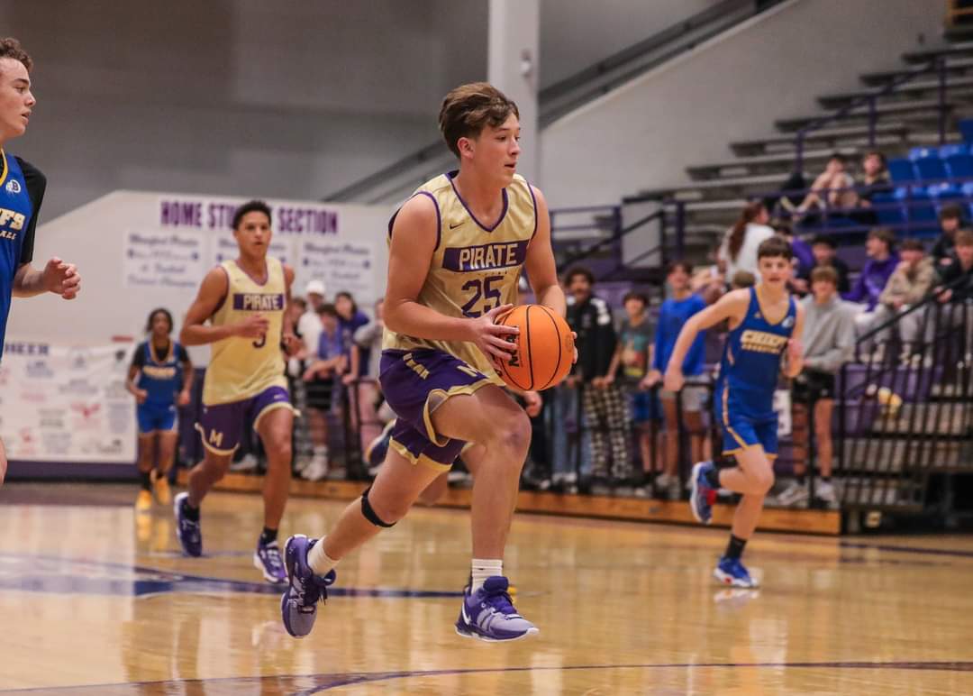 MAX MOORE | 2026 | LB/TE/QB | MANNFORD FOOTBALL tweet media